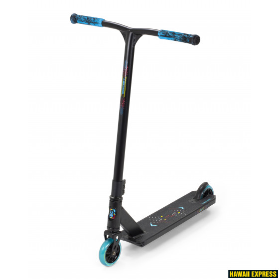 SL1030blackblue-560x560.jpg Skrejritenis SLAMM CLASSIC V9 melns/zils - Image 1